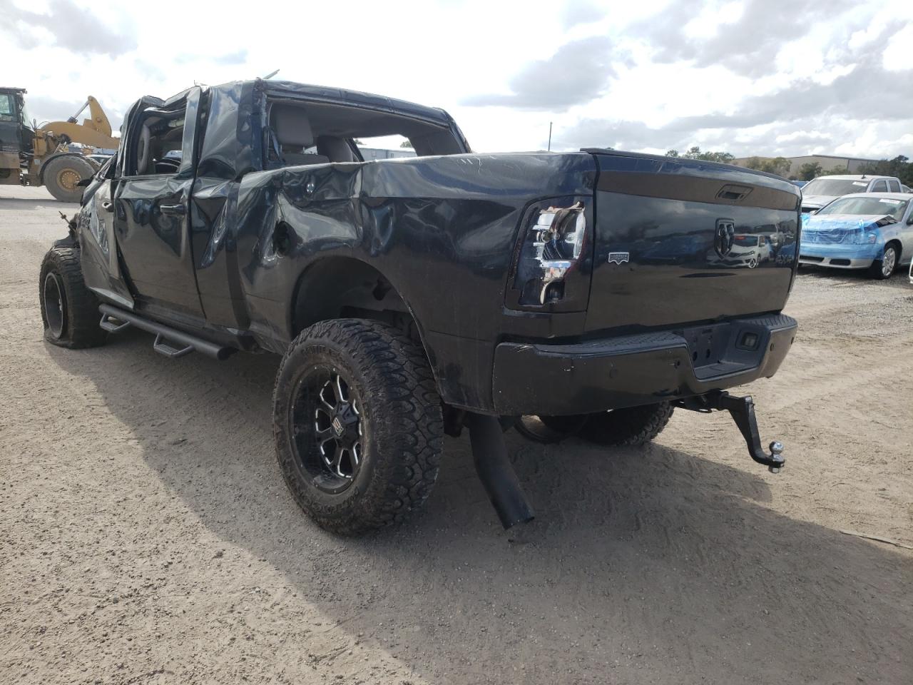 Photo 3 from auction – 2011 DODGE RAM 2500 with VIN 3D7UT2HL5BG547885