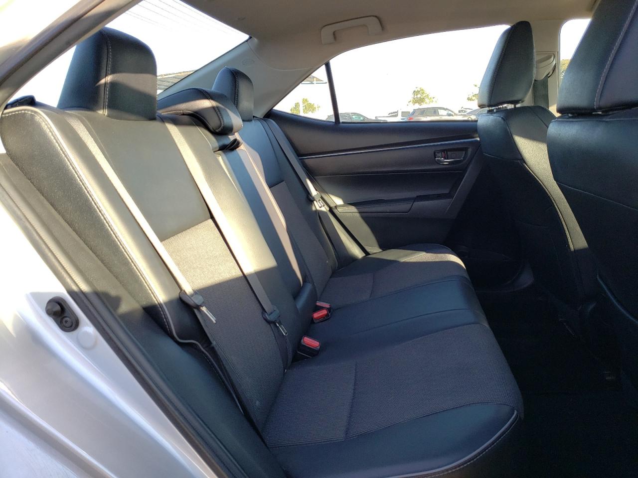 Photo 6 from auction – 2016 TOYOTA COROLLA L with VIN 5YFBURHE4GP451482