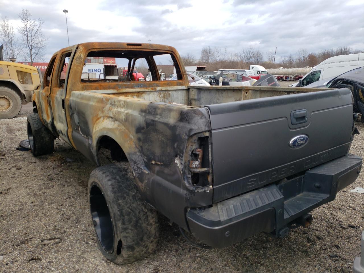 Photo 3 from auction – 2011 FORD F350 SUPER with VIN 1FT8X3B60BEB77784