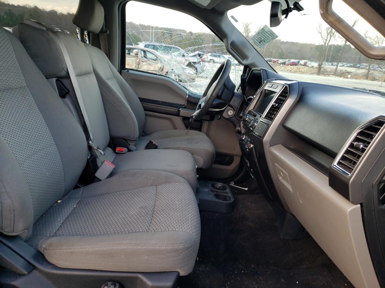 Photo 5 from auction – 2016 FORD F150 SUPER with VIN 1FTFW1EF5GKE79154