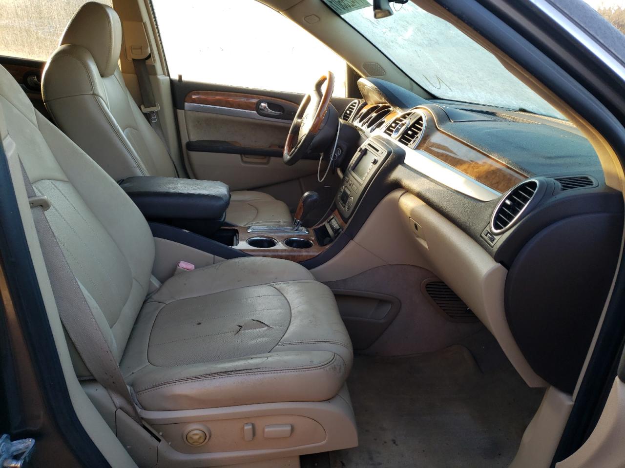 Photo 5 from auction – 2008 BUICK ENCLAVE CX with VIN 5GAER23708J294409
