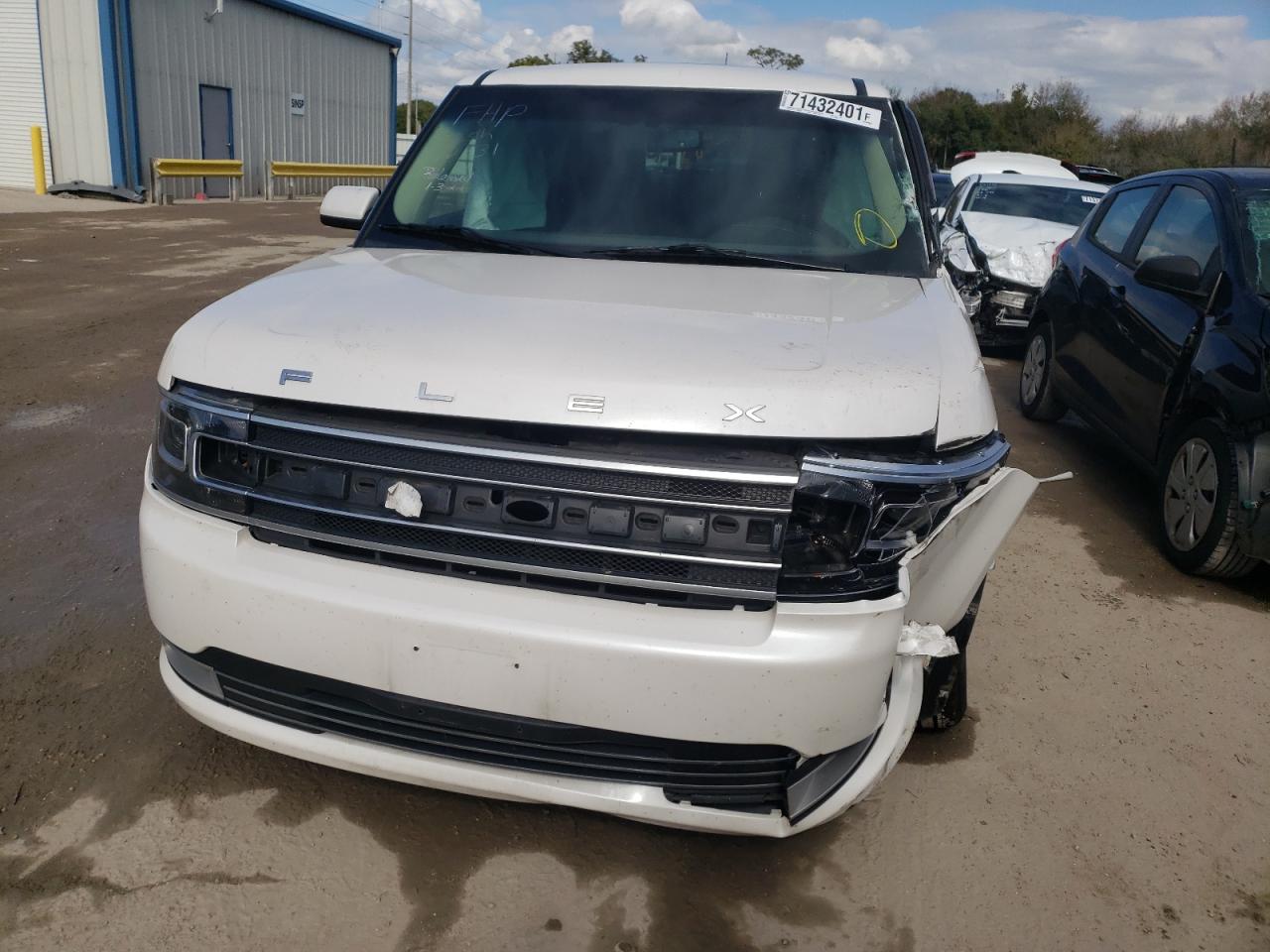 Photo 10 from auction – 2015 FORD FLEX LIMIT with VIN 2FMHK6D82FBA02867