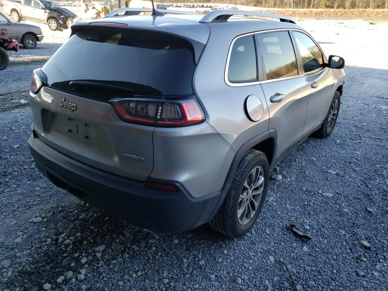 Photo 4 from auction – 2019 JEEP CHEROKEE L with VIN 1C4PJLLNXKD242052