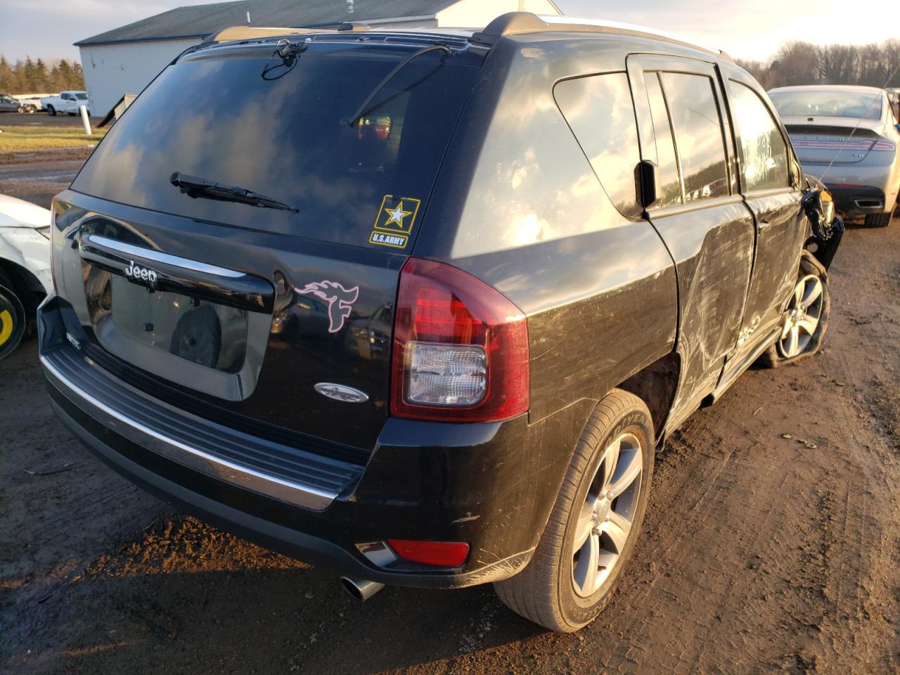 Photo 4 from auction – 2016 JEEP COMPASS LA with VIN 1C4NJCEA7GD741321