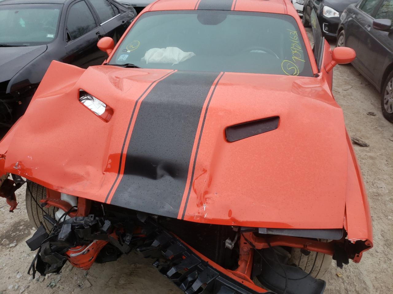 Photo 7 from auction – 2018 DODGE CHALLENGER with VIN 2C3CDZGG1JH220130