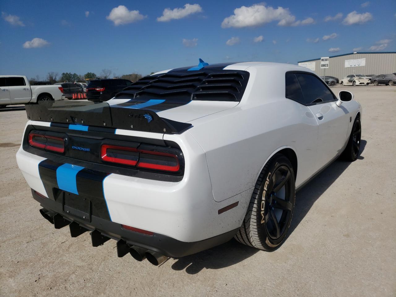 Photo 4 from auction – 2017 DODGE CHALLENGER with VIN 2C3CDZC93HH500665