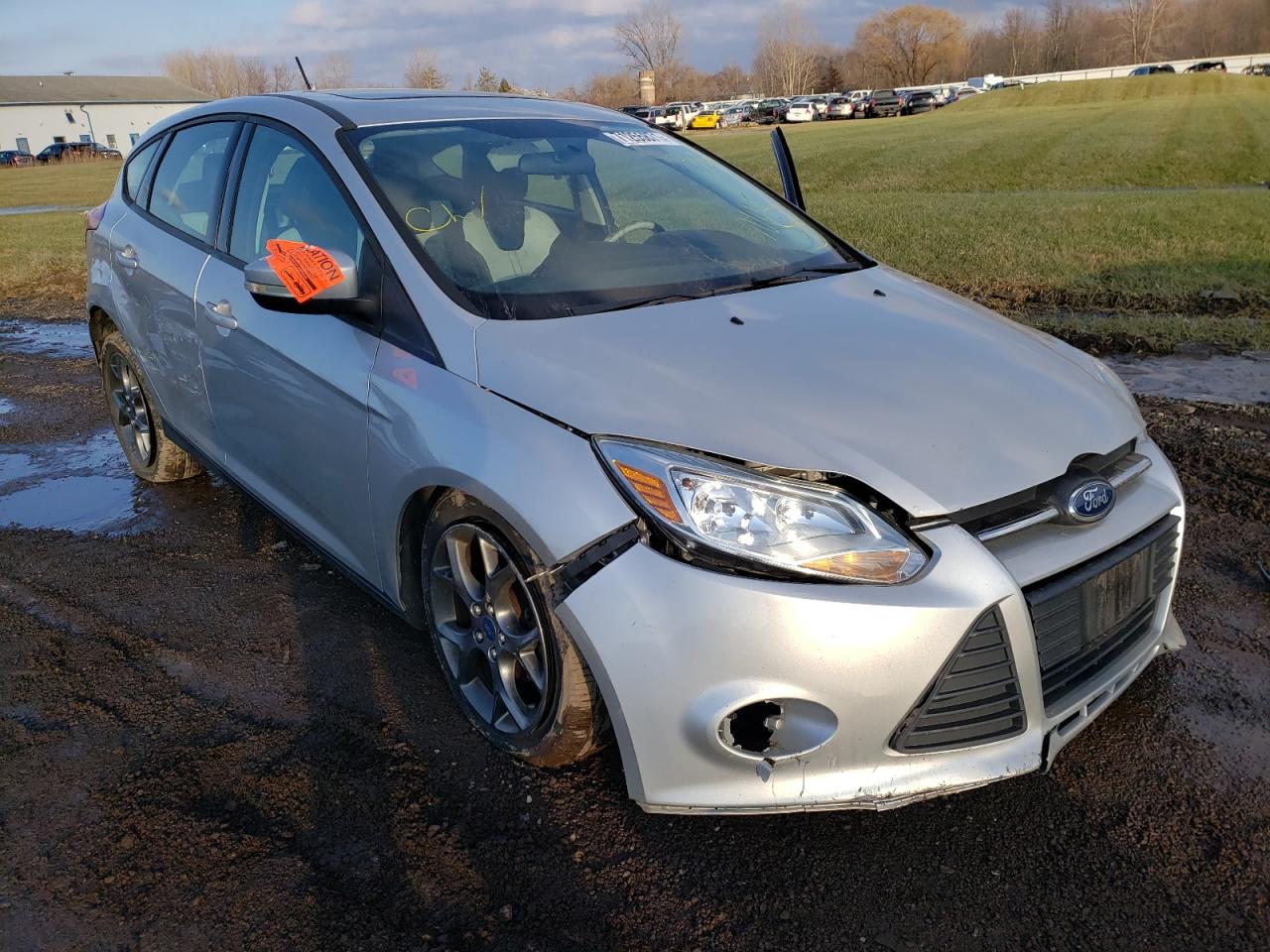 FORD FOCUS SE 2013 with VIN 1FADP3K24DL175942 - Photo from auction