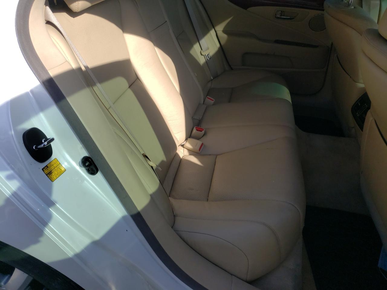 Photo 6 from auction – 2008 LEXUS LS 460 with VIN JTHBL46F285081776