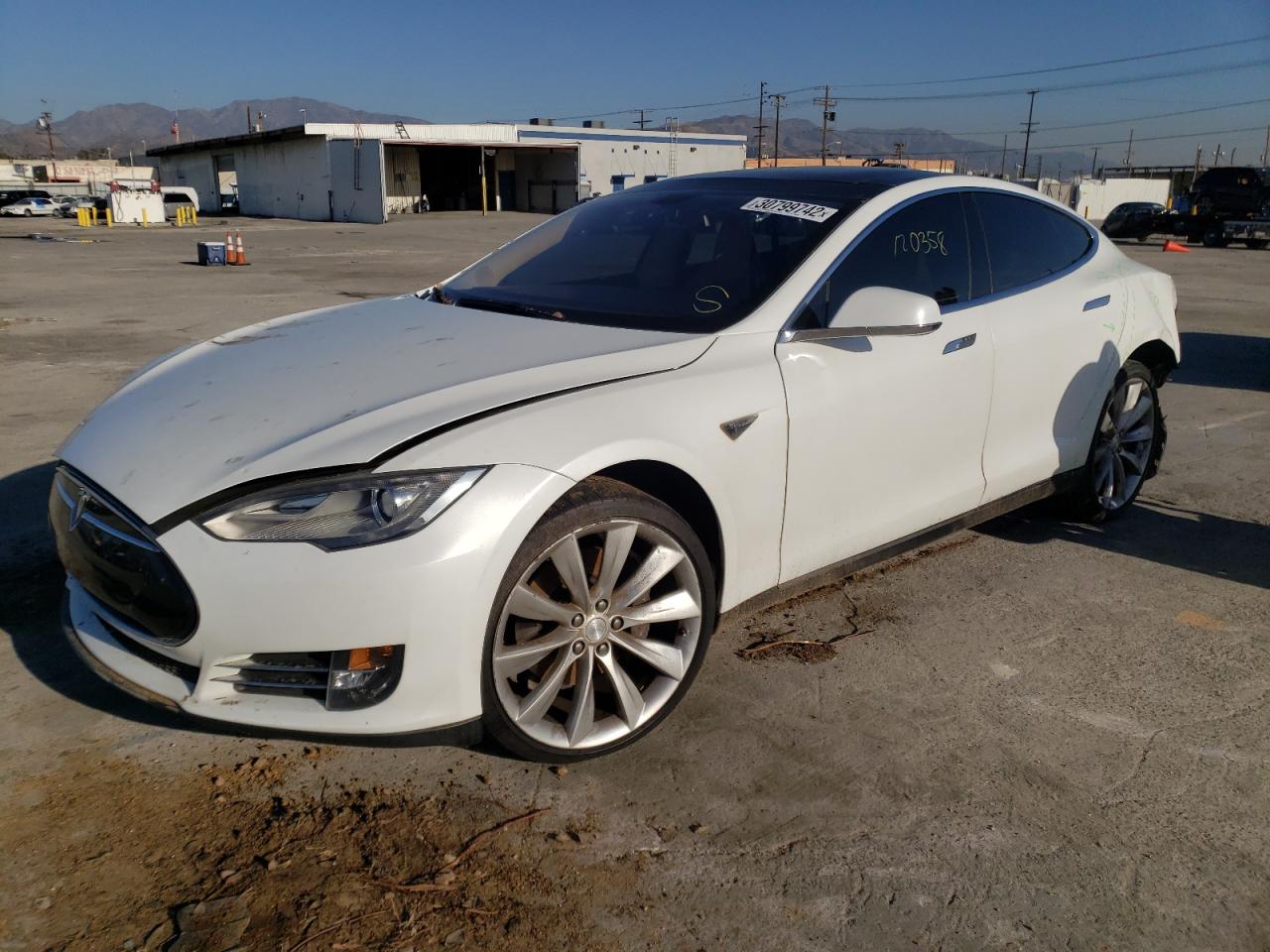 Photo 2 from auction – 2013 TESLA MODEL S with VIN 5YJSA1CP2DFP06477