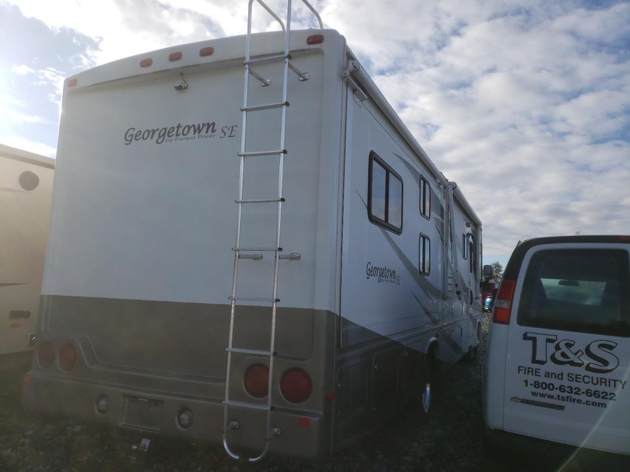 Photo 4 from auction – 2008 WILDWOOD GEORGETOWN with VIN 1F6NF53Y370A04253
