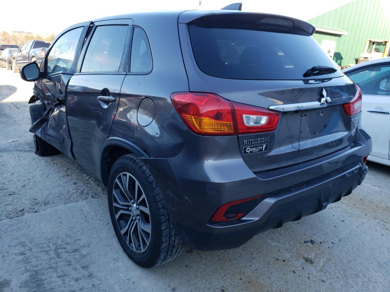 Photo 3 from auction – 2018 MITSUBISHI OUTLANDER with VIN JA4AR3AW9JZ009785