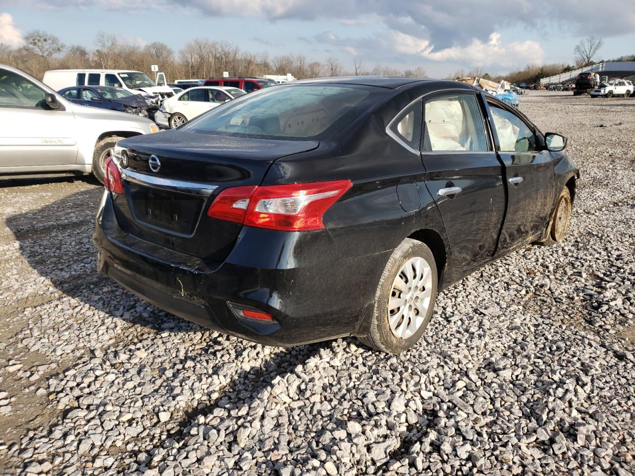 Photo 4 from auction – 2016 NISSAN SENTRA S with VIN 3N1AB7AP4GY211532