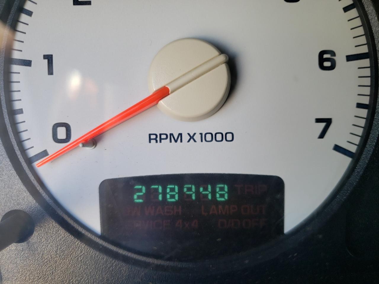 Photo 8 from auction – 2003 DODGE RAM 2500 S with VIN 3D7KU28D73G800767