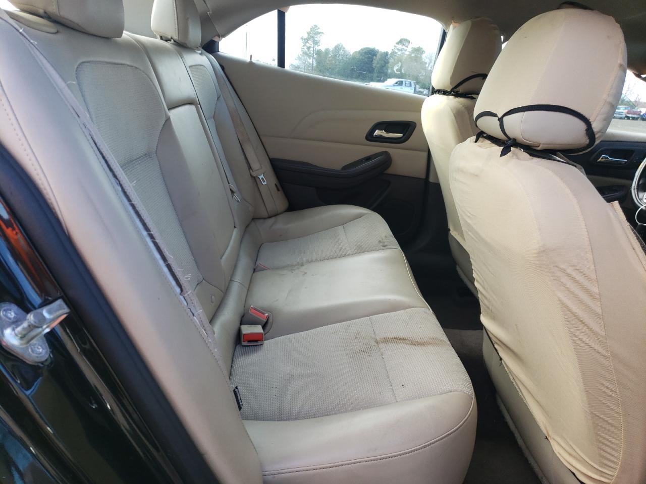 Photo 6 from auction – 2014 CHEVROLET MALIBU 1LT with VIN 1G11C5SL8EF173987