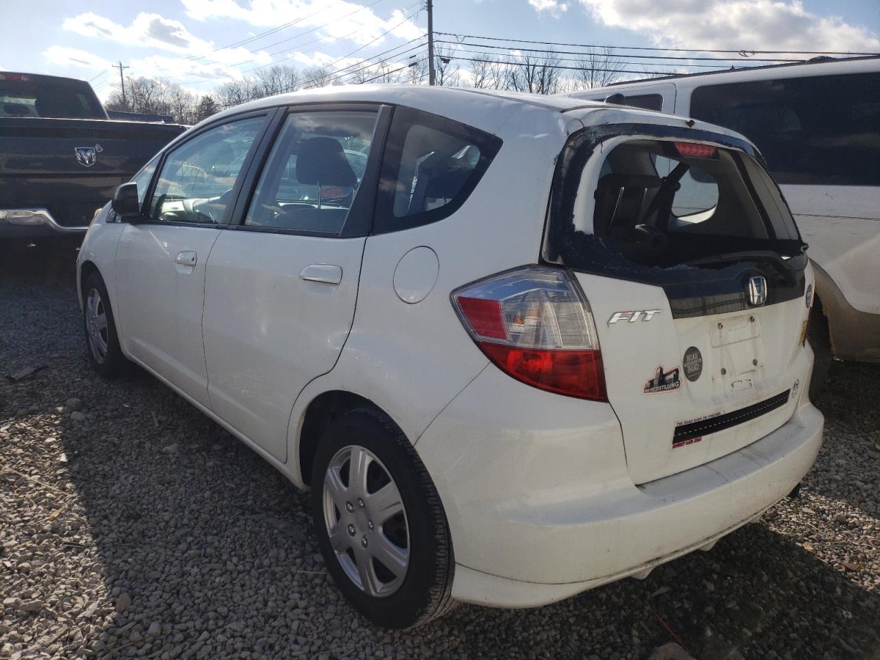 Photo 3 from auction – 2011 HONDA FIT with VIN JHMGE8H3XBC025243