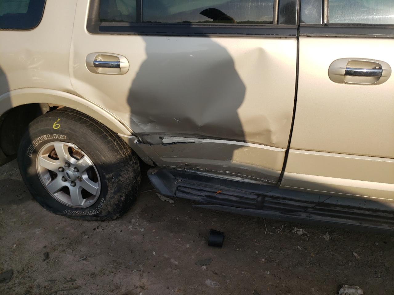 Photo 9 from auction – 2008 FORD EXPEDITION with VIN 1FMFU15588LA05901