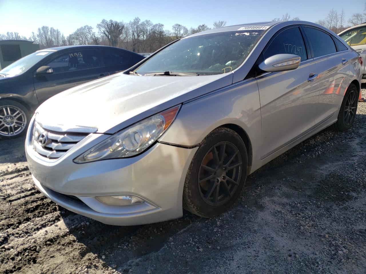 Photo 2 from auction – 2011 HYUNDAI SONATA SE with VIN 5NPEC4AC2BH008877