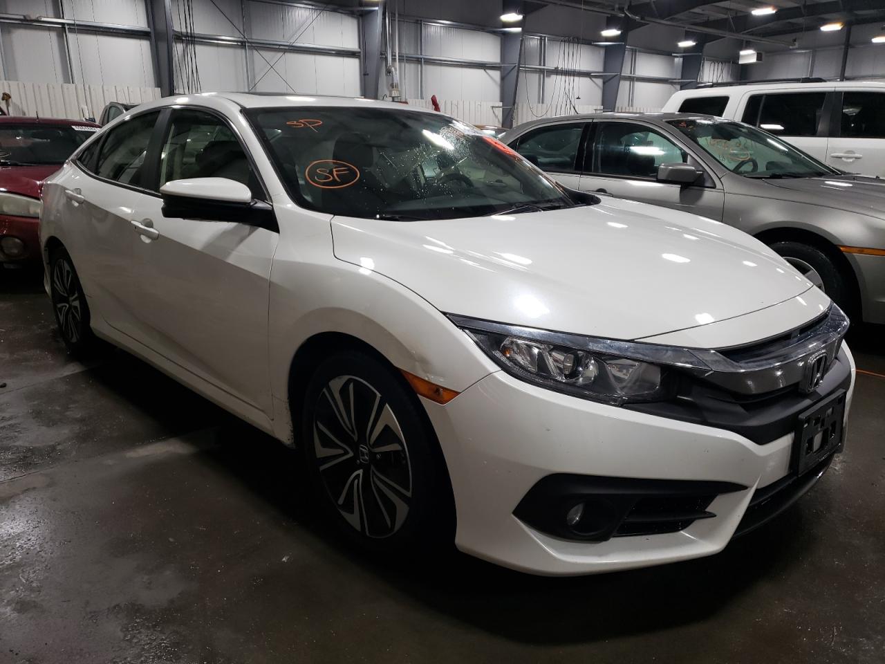 Photo 1 from auction – 2018 HONDA CIVIC EX with VIN JHMFC1F35JX027890