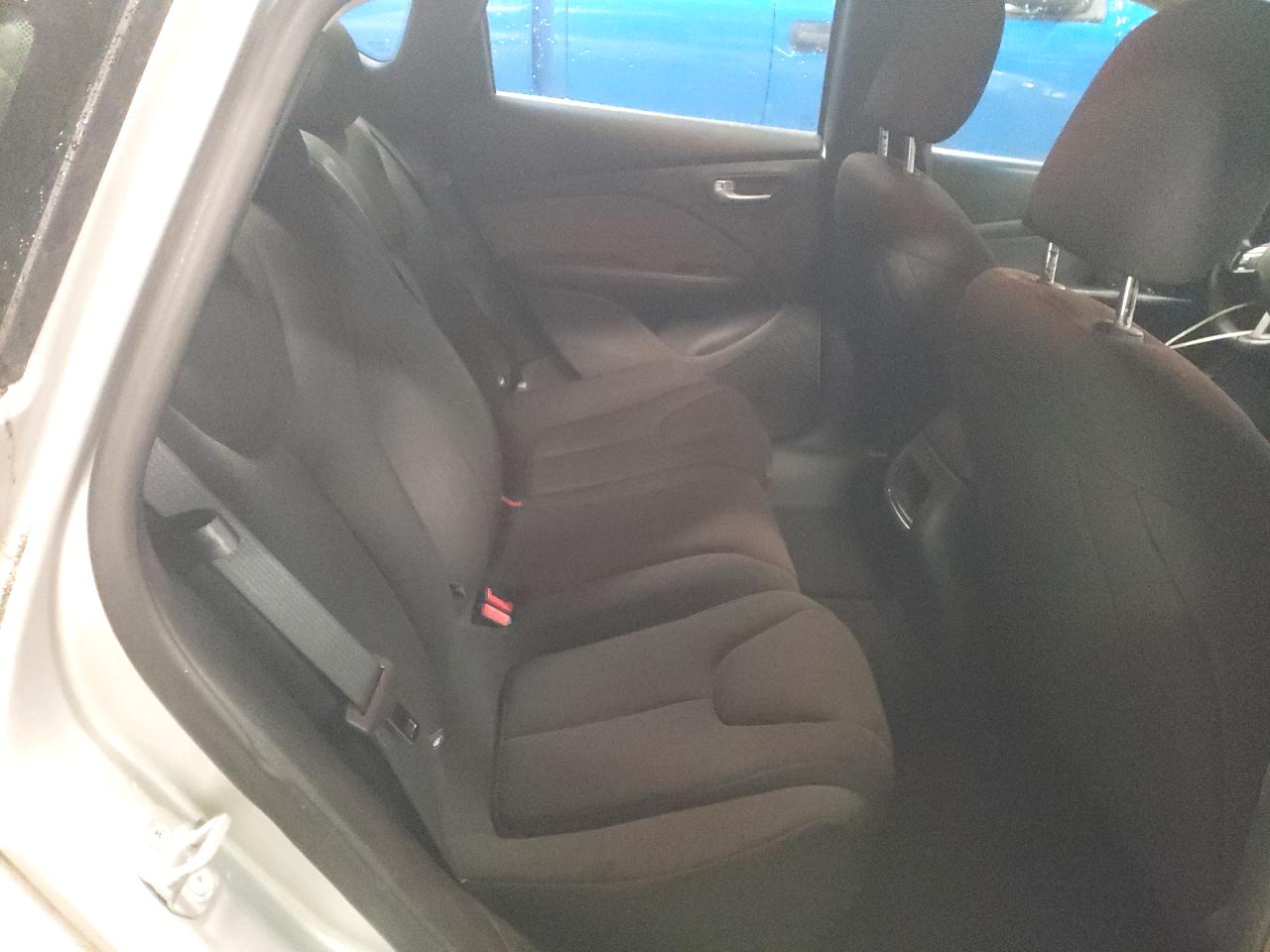 Photo 6 from auction – 2013 DODGE DART SE with VIN 1C3CDFAA2DD126228
