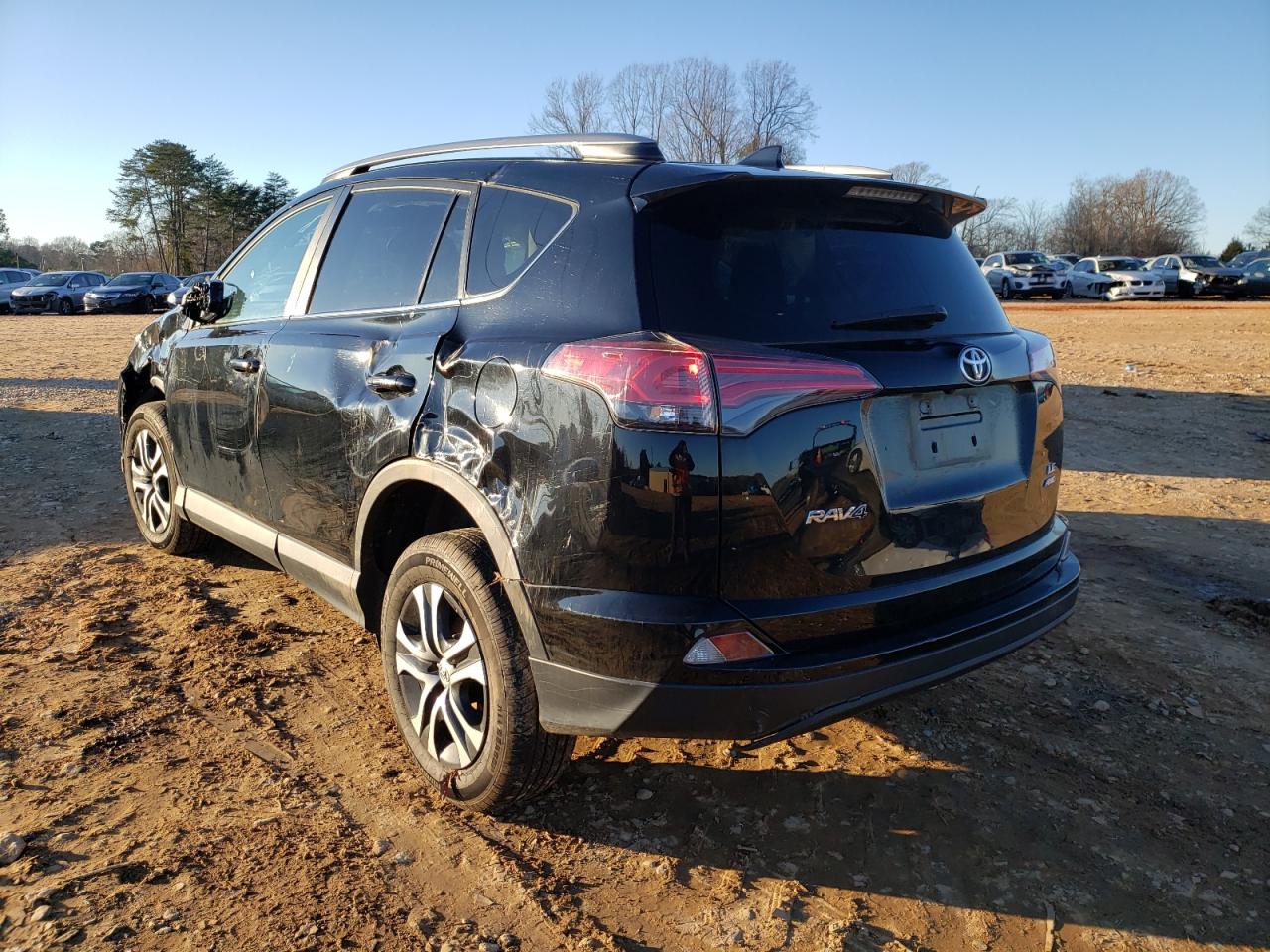 Photo 3 from auction – 2017 TOYOTA RAV4 LE with VIN 2T3BFREV4HW620938