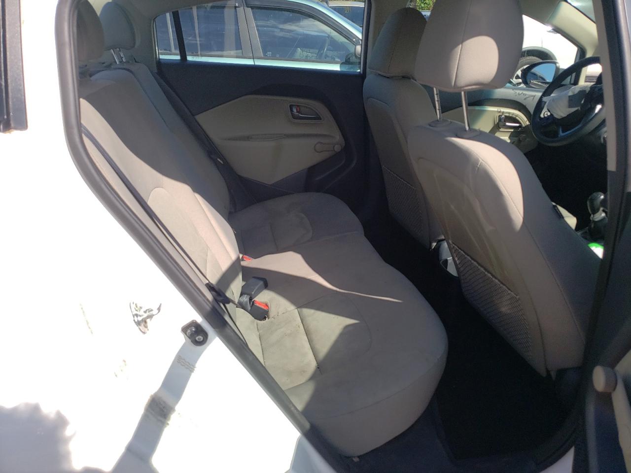 Photo 6 from auction – 2017 KIA RIO LX with VIN KNADM4A33H6059894
