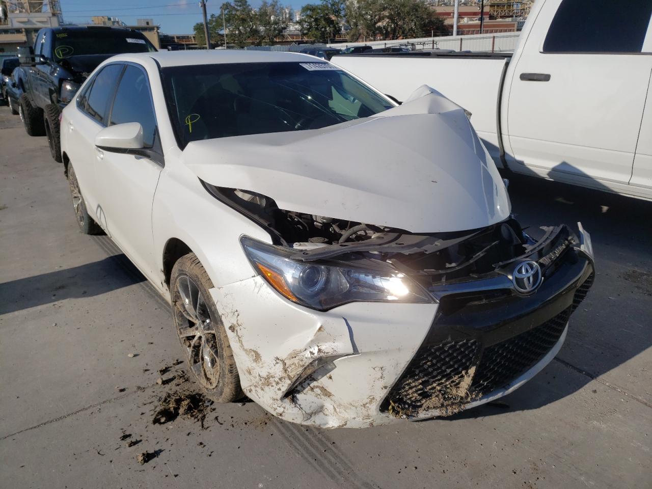 TOYOTA CAMRY LE 2017 with VIN 4T1BF1FK1HU338271 - Photo from auction