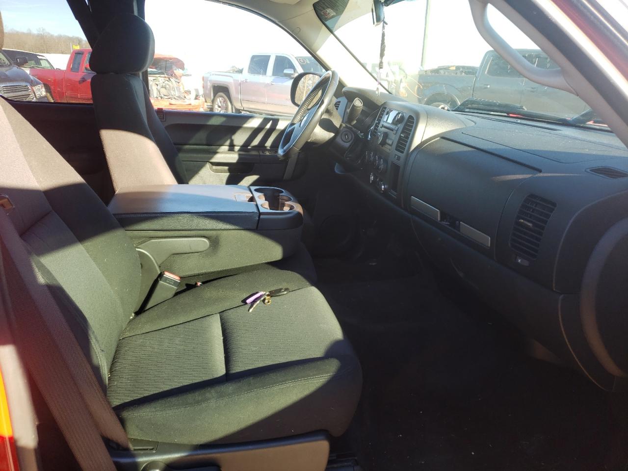 Photo 5 from auction – 2010 CHEVROLET SILVERADO with VIN 1GCSKSEA1AZ159414