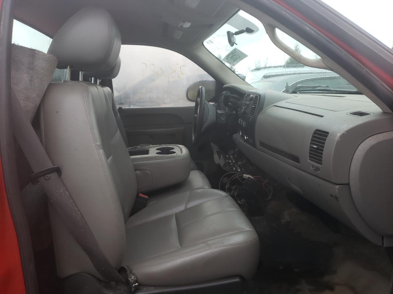 Photo 5 from auction – 2011 GMC SIERRA K25 with VIN 1GT02ZCG2BZ345343