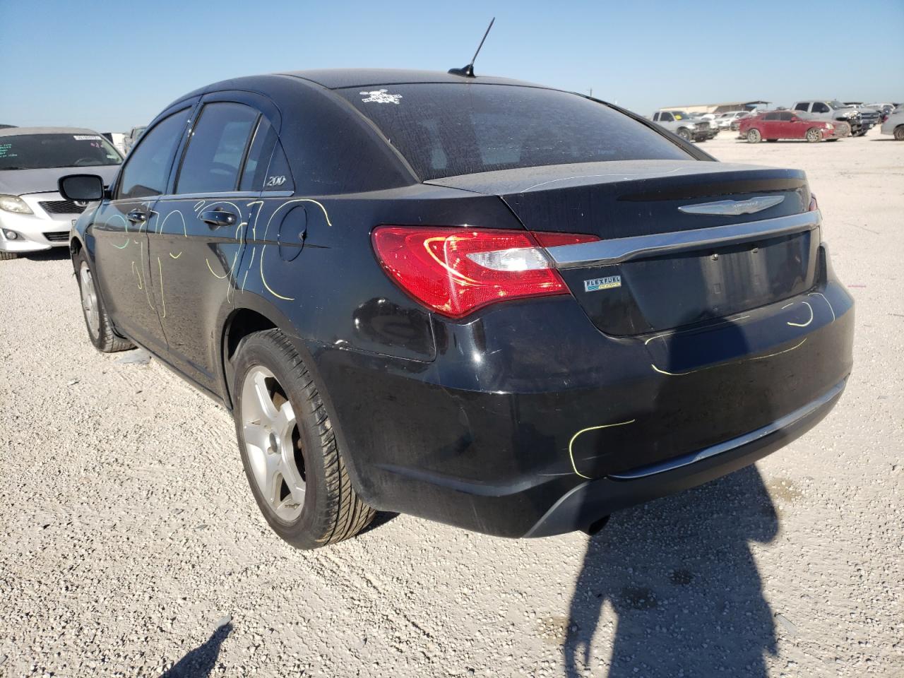 Photo 3 from auction – 2013 CHRYSLER 200 TOURIN with VIN 1C3CCBBG3DN528607