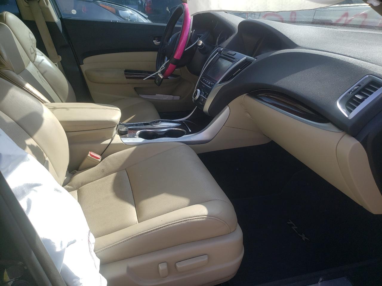 Photo 5 from auction – 2015 ACURA TLX TECH with VIN 19UUB2F56FA019005