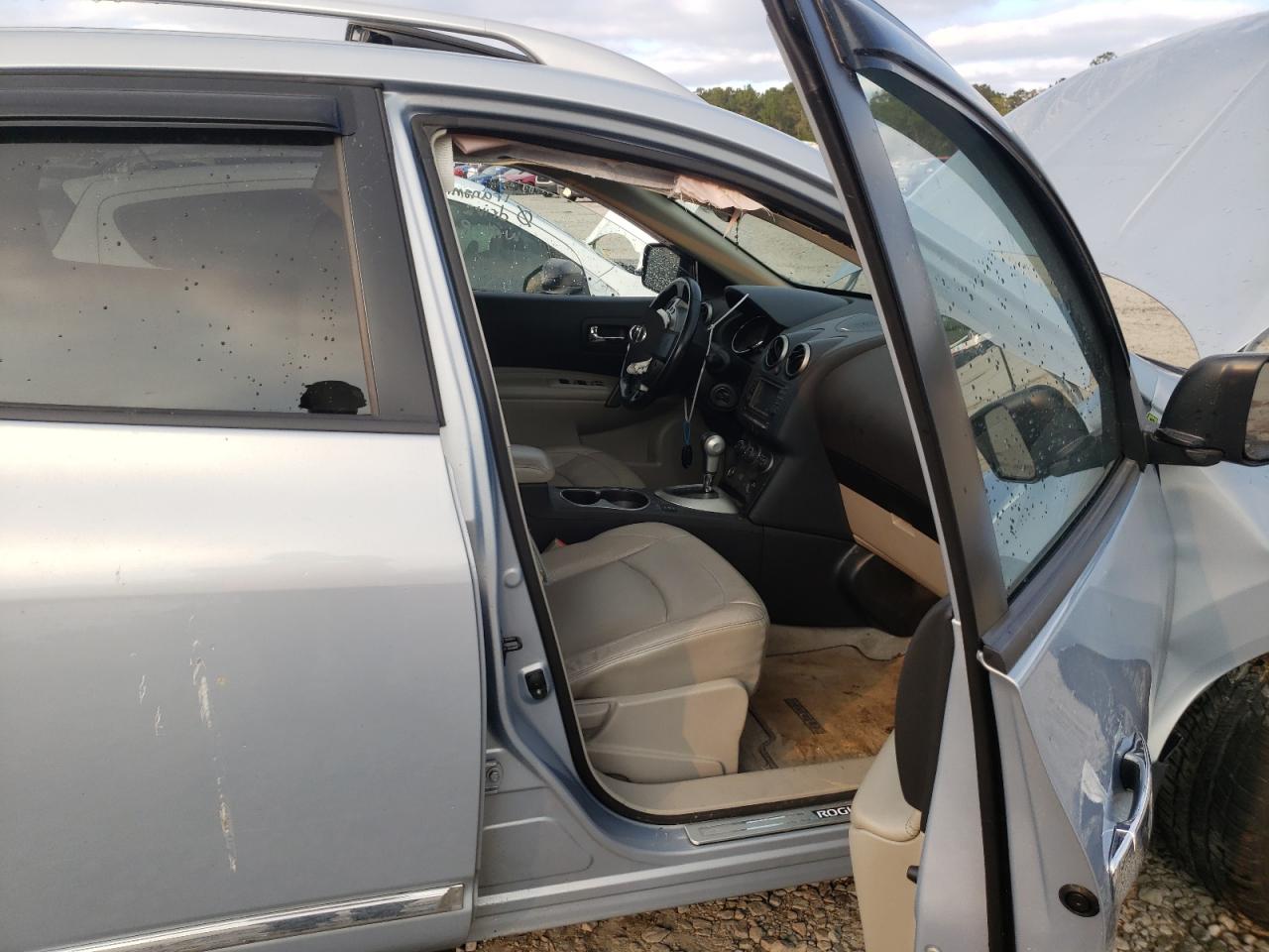 Photo 5 from auction – 2012 NISSAN ROGUE S with VIN JN8AS5MT7CW275872