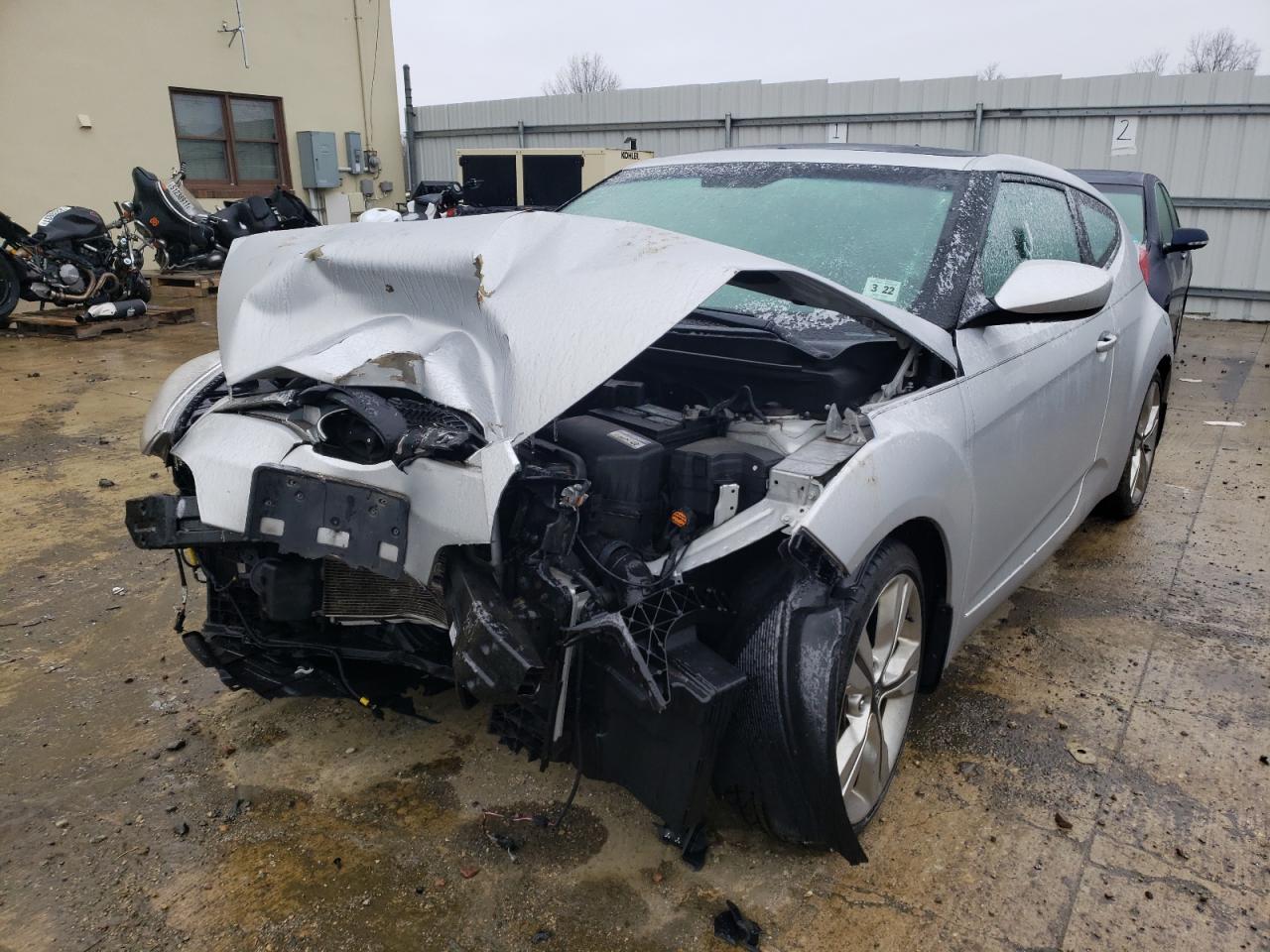 Photo 9 from auction – 2016 HYUNDAI VELOSTER with VIN KMHTC6AD2GU295562