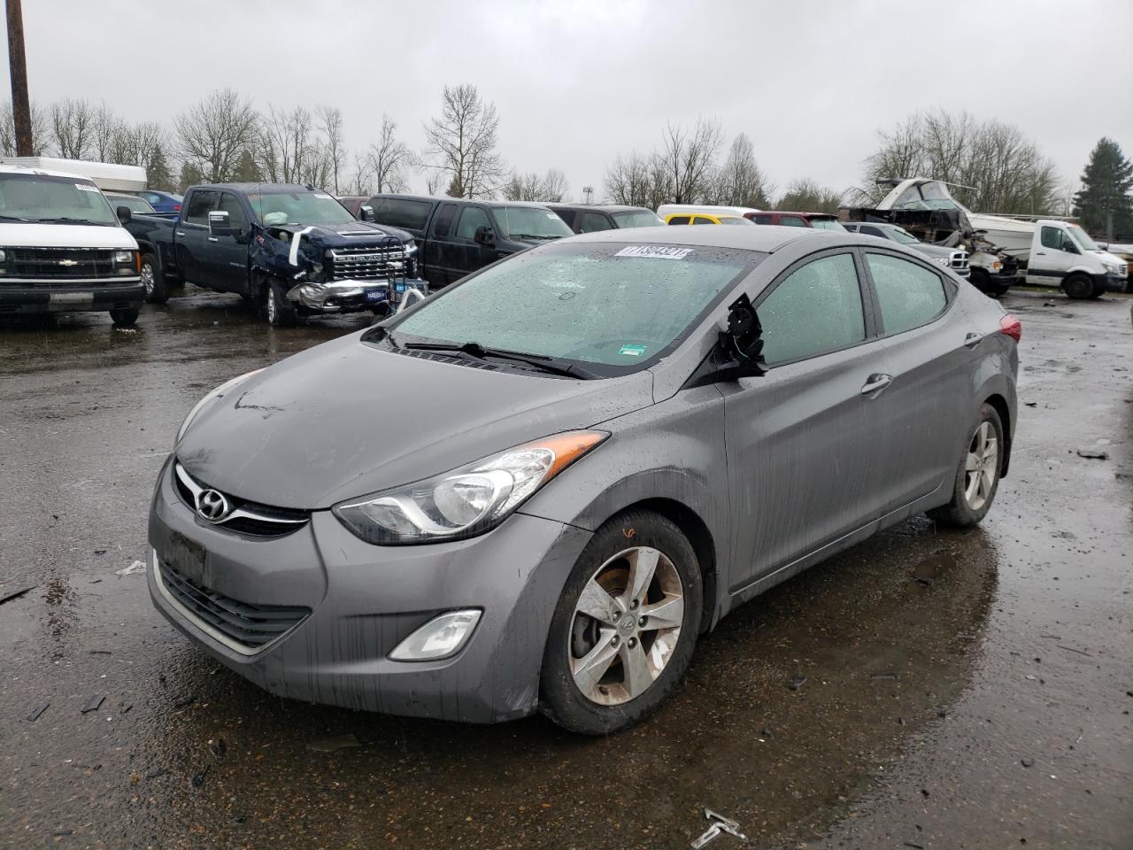 Photo 2 from auction – 2013 HYUNDAI ELANTRA GL with VIN 5NPDH4AE7DH385366