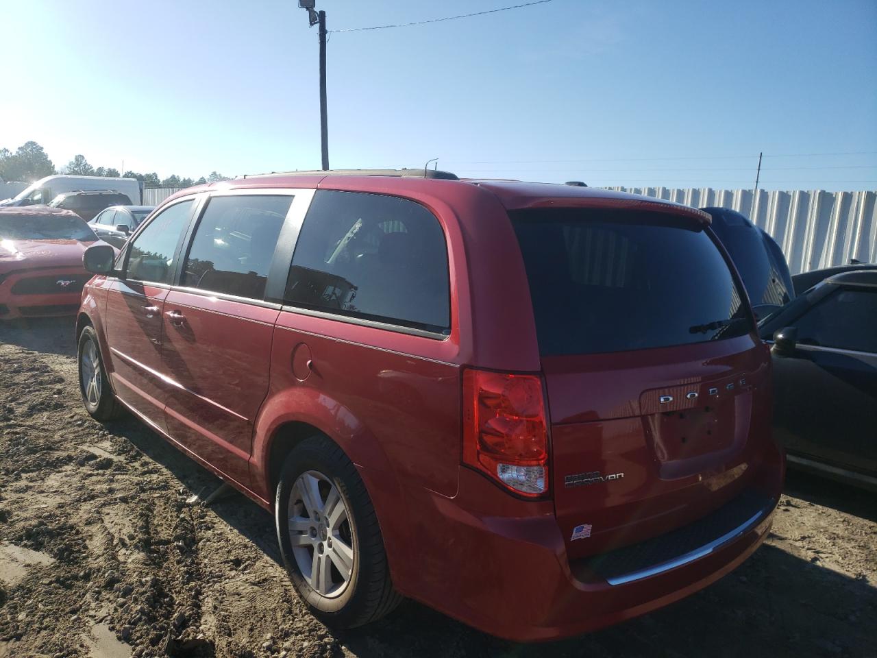 Foto 3 de la subasta – 2012 DODGE GRAND CARA con VIN 2C4RDGCG5CR322947
