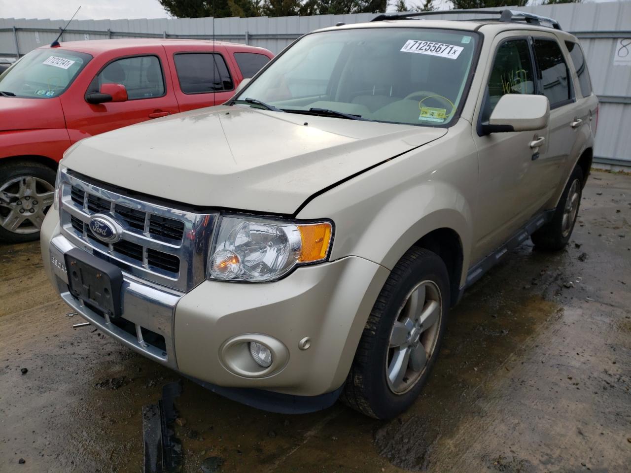 Photo 2 from auction – 2012 FORD ESCAPE LIM with VIN 1FMCU9E70CKC58745