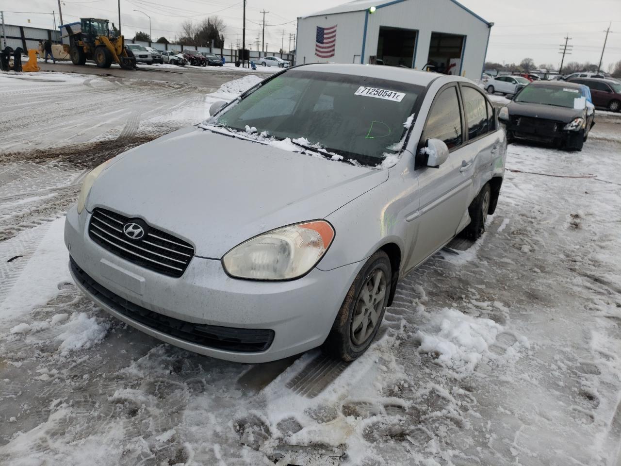 Photo 2 from auction – 2008 HYUNDAI ACCENT GLS with VIN KMHCN46C58U238580
