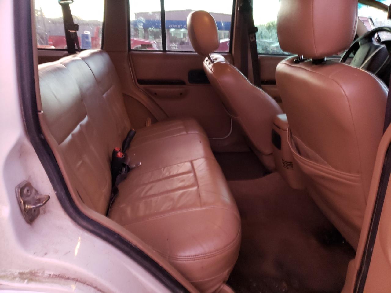 Photo 6 from auction – 2000 JEEP CHEROKEE L with VIN 1J4FF68S1YL111839