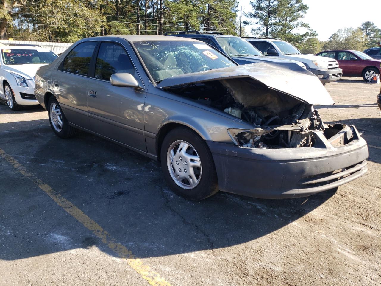 Photo 1 from auction – 2001 TOYOTA CAMRY with VIN 4T1BG22K41U030560