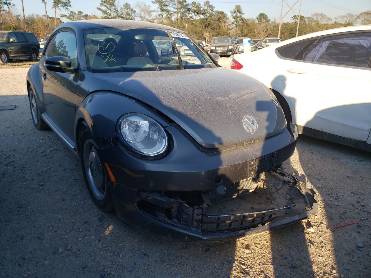 Photo 1 from auction – 2016 VOLKSWAGEN BEETLE 1.8 with VIN 3VWF17AT7GM633611