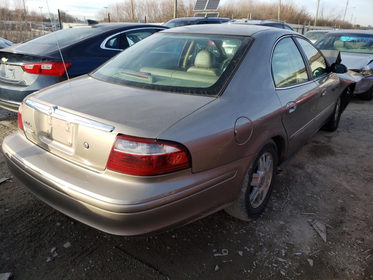 Photo 4 from auction – 2004 MERCURY SABLE LS P with VIN 1MEFM55S14A622806