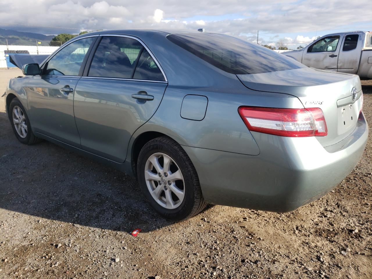 Photo 3 from auction – 2011 TOYOTA CAMRY BASE with VIN 4T1BF3EKXBU774993