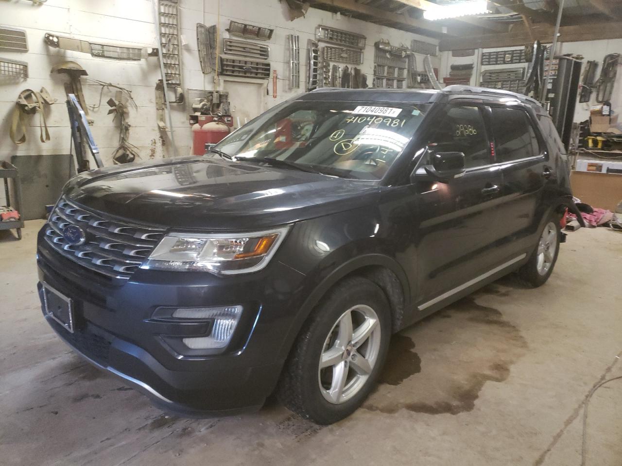 Photo 2 from auction – 2017 FORD EXPLORER X with VIN 1FM5K8DH3HGE35639