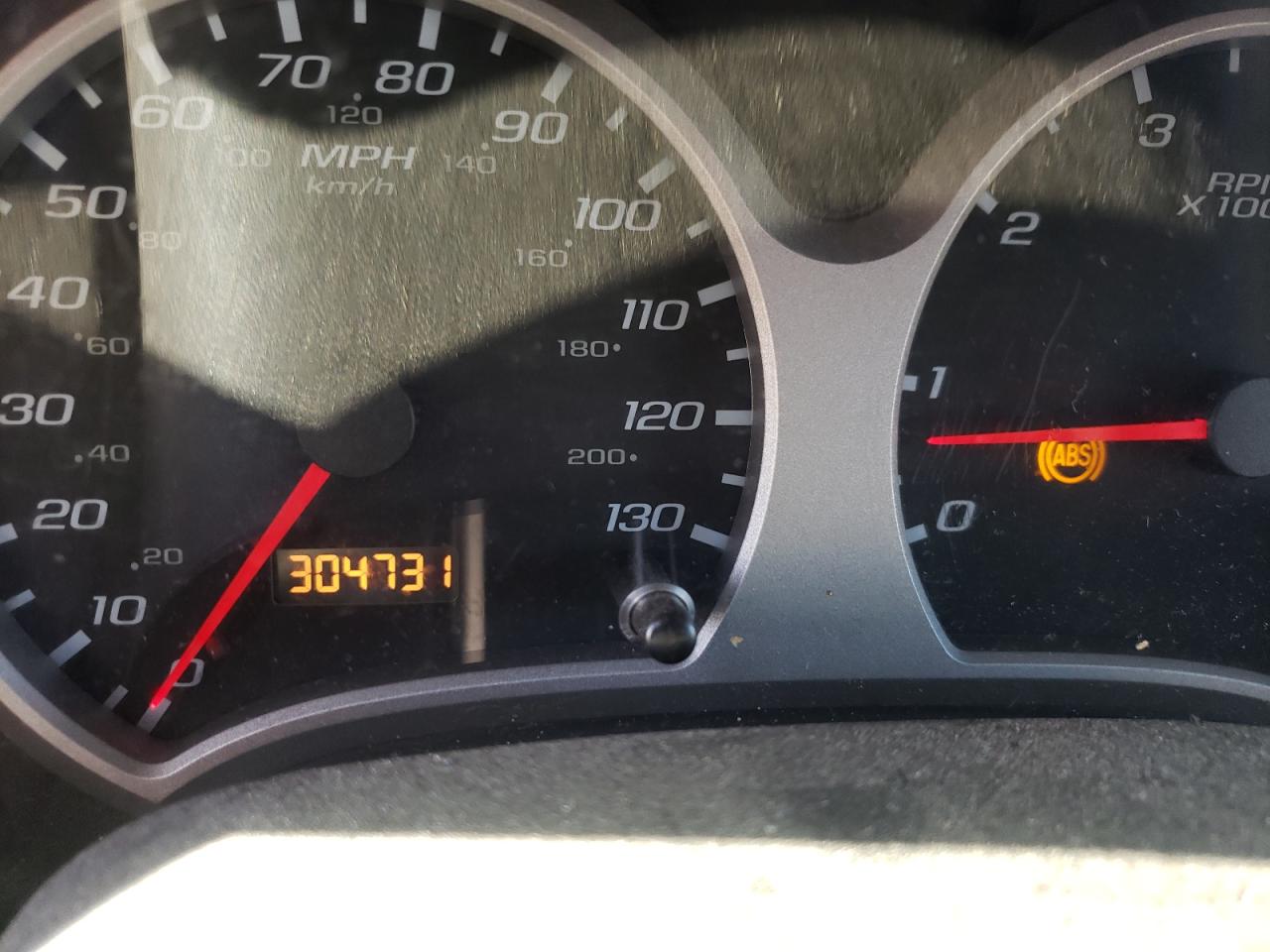 Photo 8 from auction – 2005 CHEVROLET EQUINOX with VIN 2CNDL73FX56035933