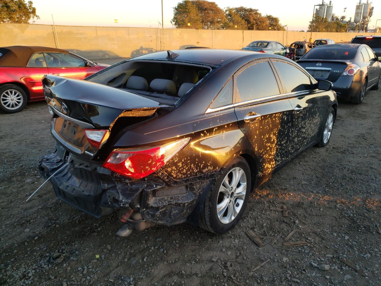 Photo 4 from auction – 2011 HYUNDAI SONATA SE with VIN 5NPEC4AC6BH019459