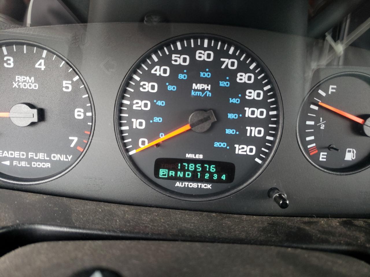 Фото 8 с аукциона – 1998 CHRYSLER SEBRING JX с VIN 3C3EL55H2WT305797
