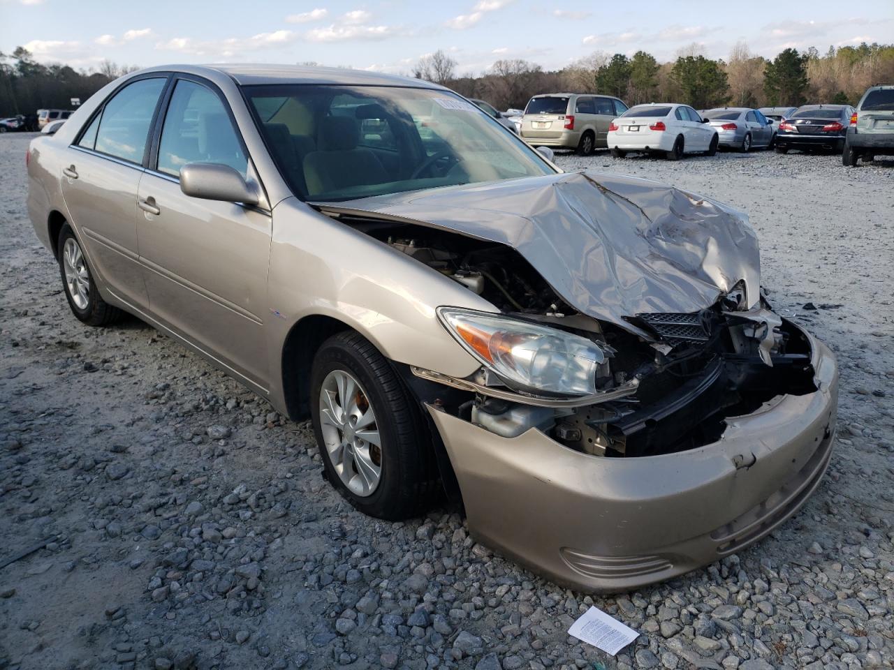 TOYOTA CAMRY LE 2004 with VIN 4T1BE32KX4U794865 - Photo from auction