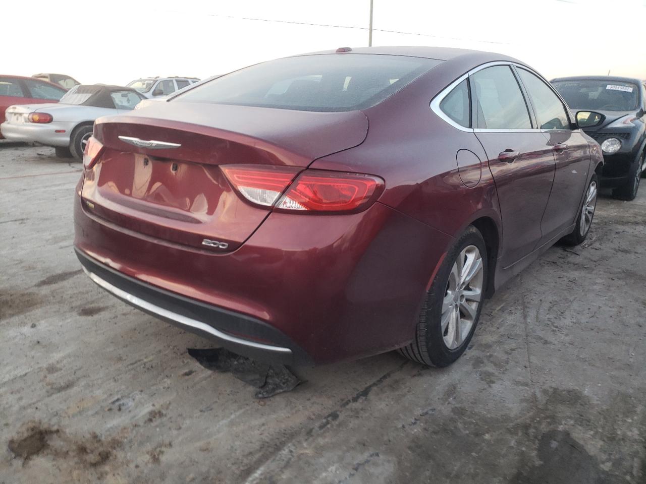 Photo 4 from auction – 2015 CHRYSLER 200 LIMITE with VIN 1C3CCCAB9FN741219