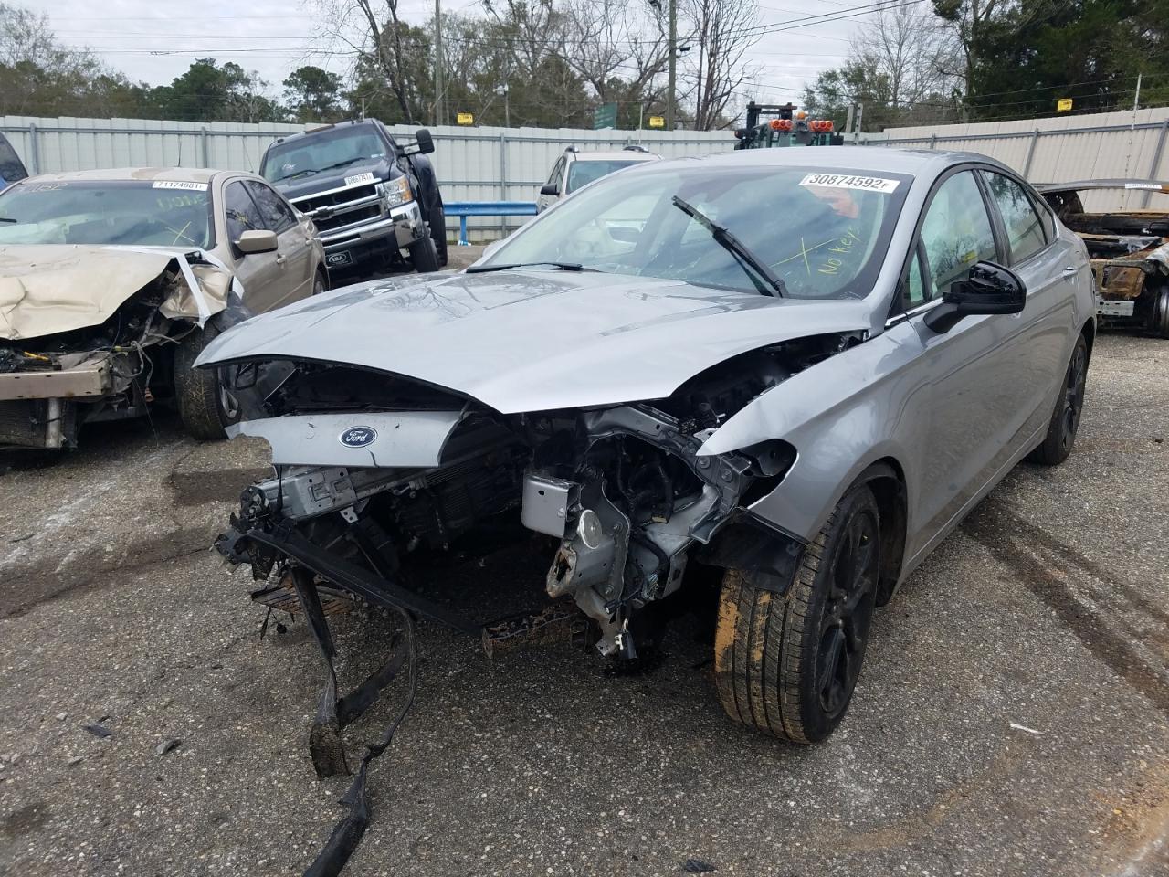 Photo 2 from auction – 2020 FORD FUSION SE with VIN 3FA6P0HD2LR253960