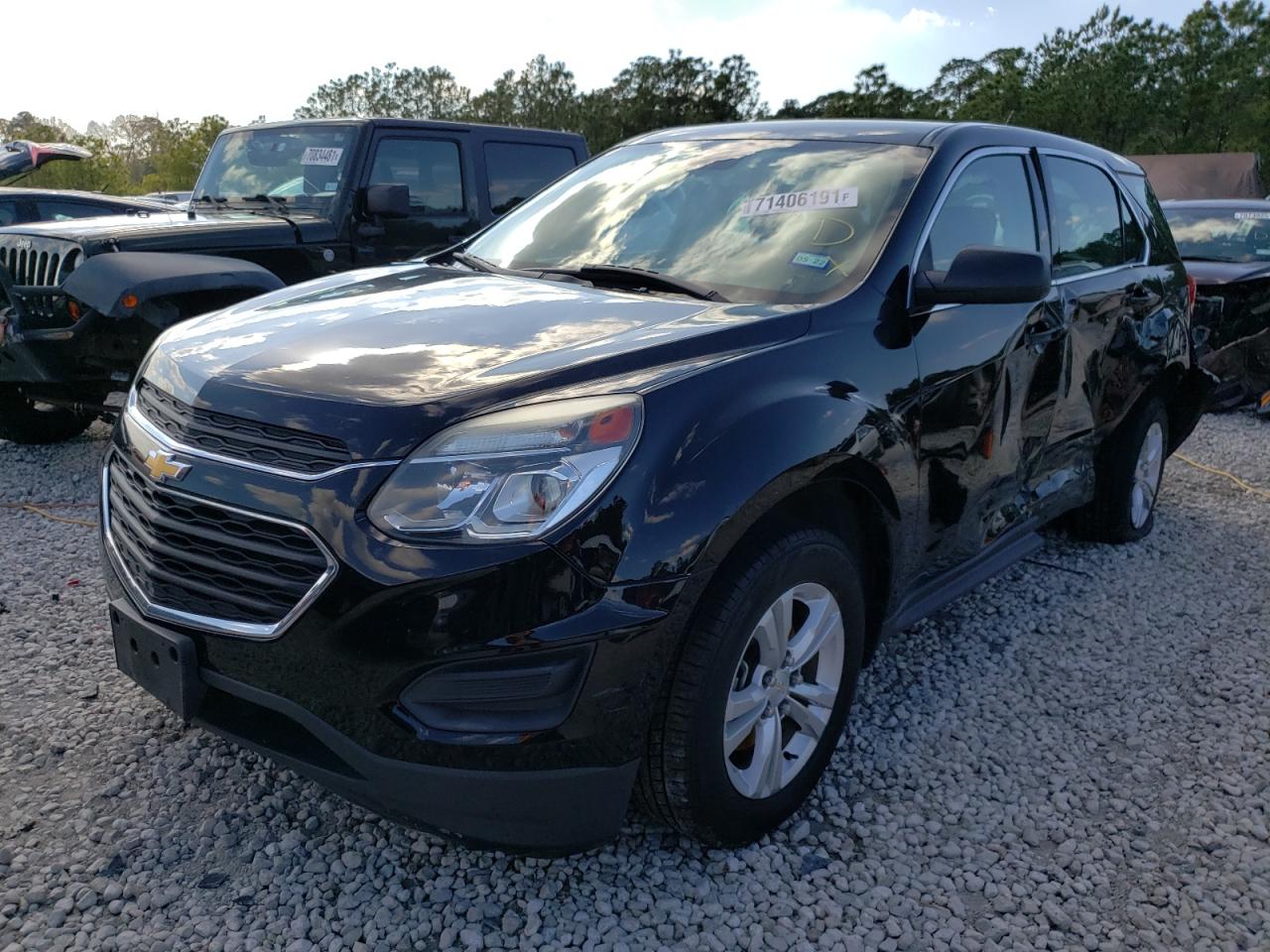 Photo 2 from auction – 2017 CHEVROLET EQUINOX LS with VIN 2GNALBEK4H1520047