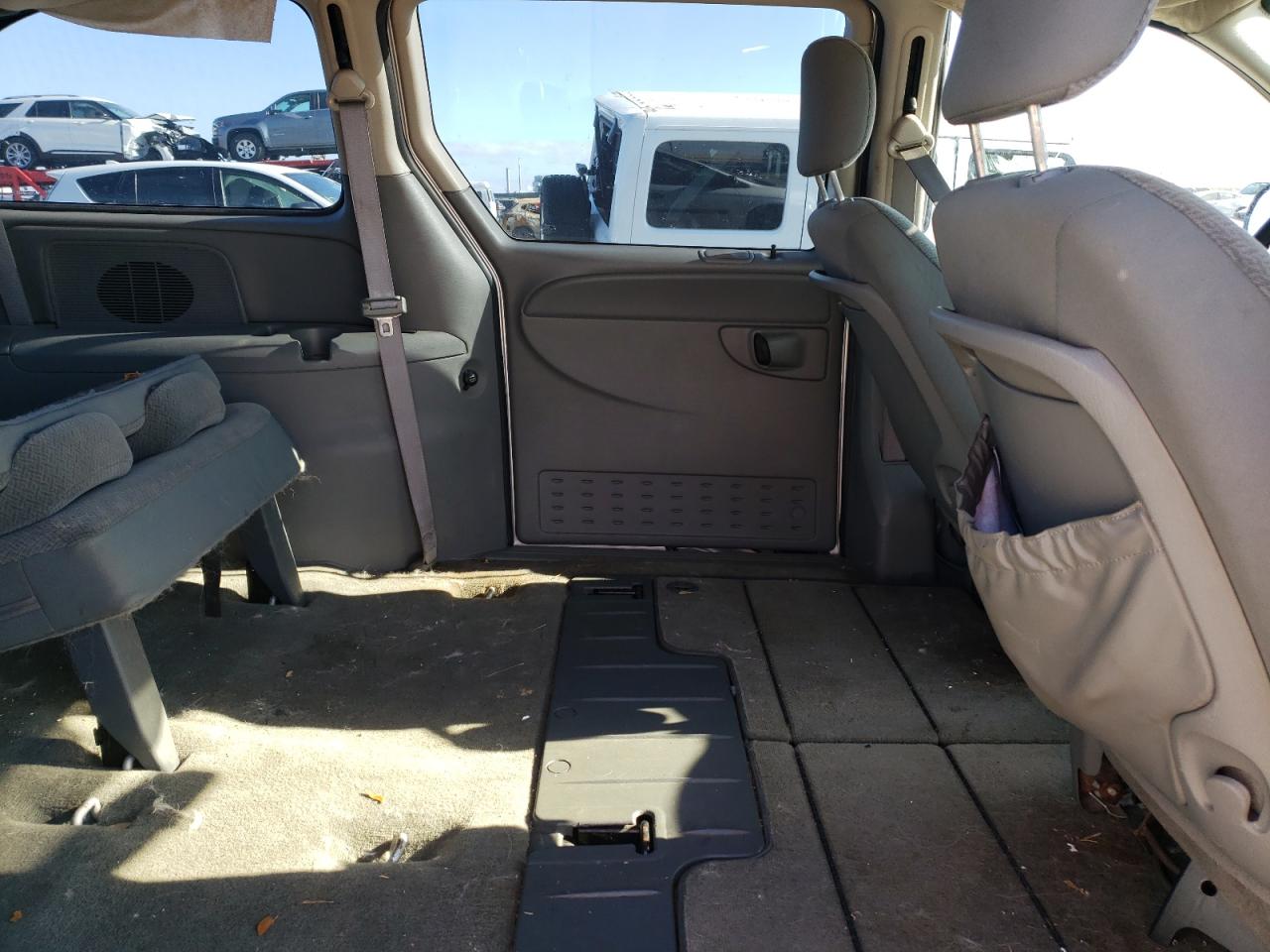 Photo 6 from auction – 2006 DODGE GRAND CARA with VIN 1D4GP24R06B565847